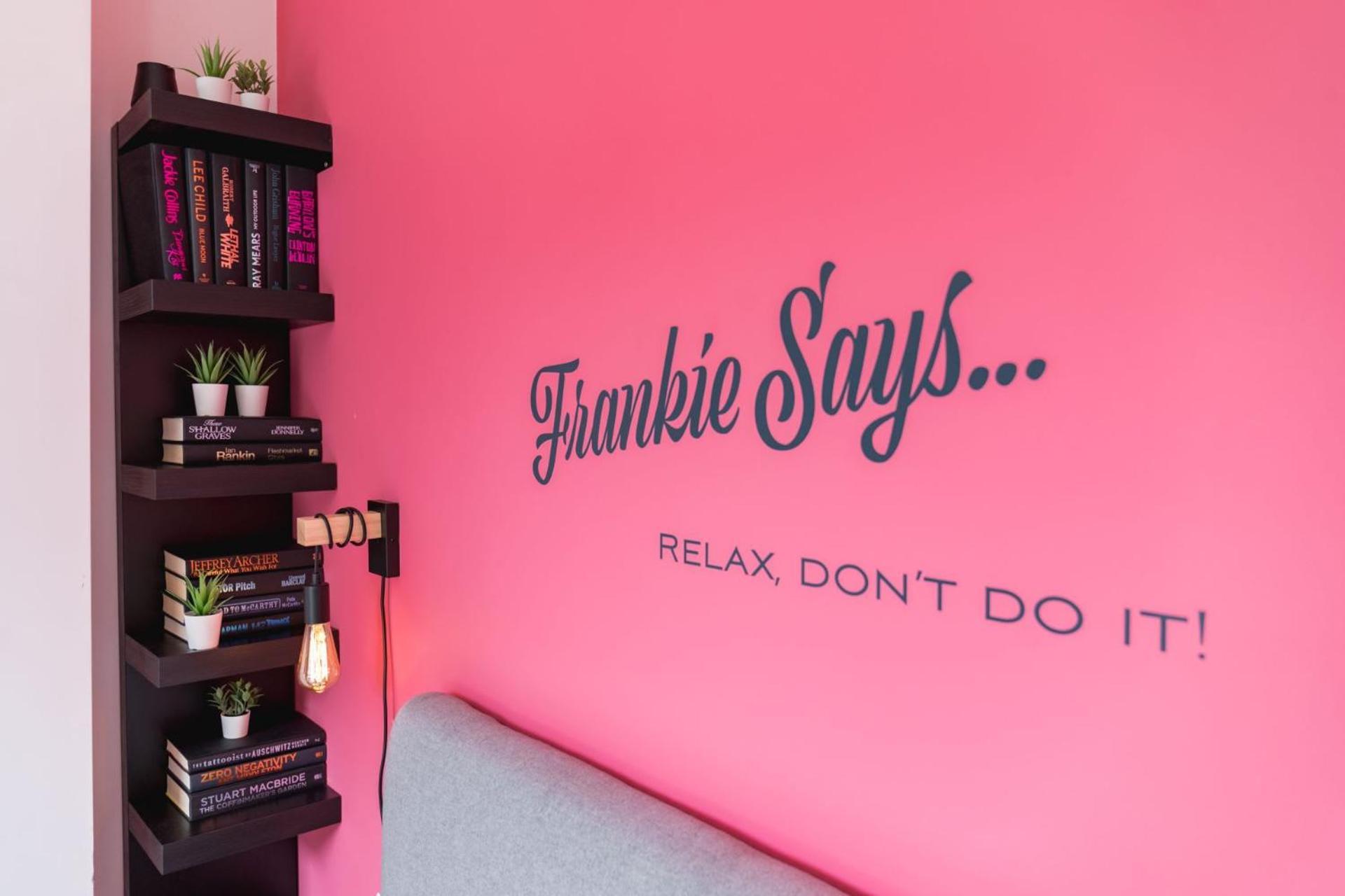 The Lipstick Palace - Fitzrovia - By Frankie Says لندن المظهر الخارجي الصورة